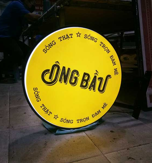 Hộp đèn hút nổi tròn